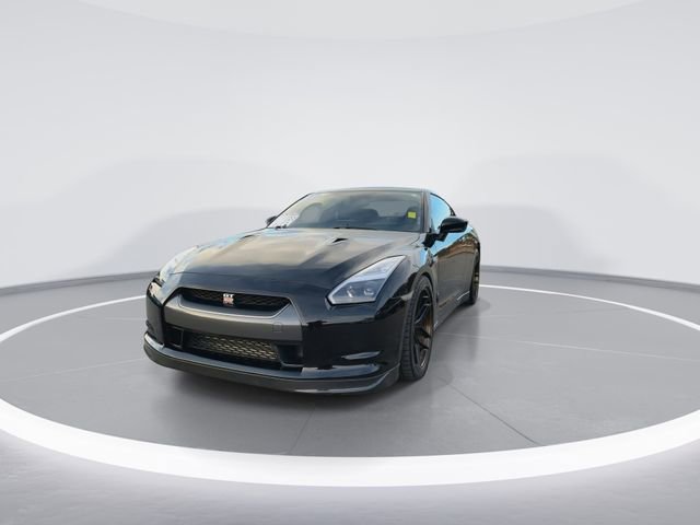 Used 2011 Nissan GT-R Premium image 3