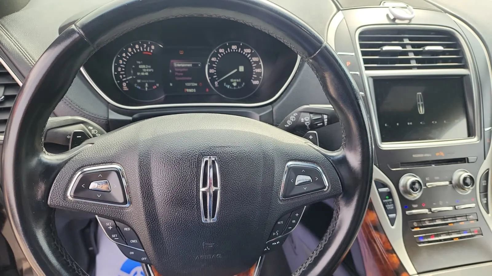 Used 2018 Lincoln MKX Reserve image 18