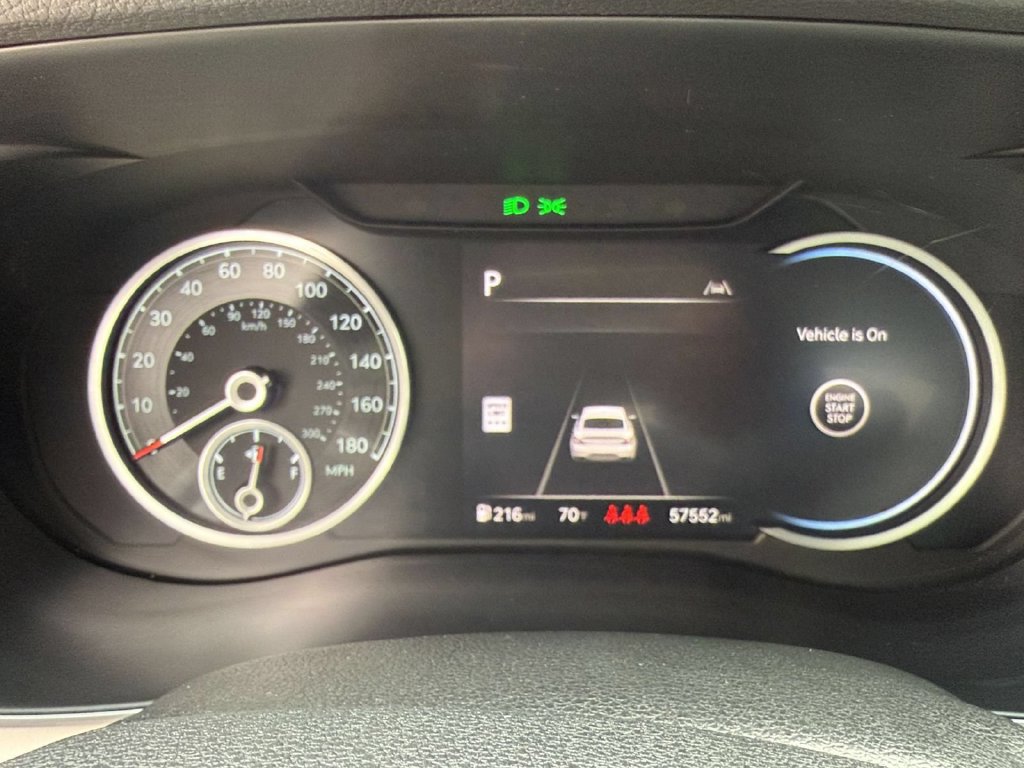 Used 2024 Genesis G70 2.5T AWD/4WD image 17