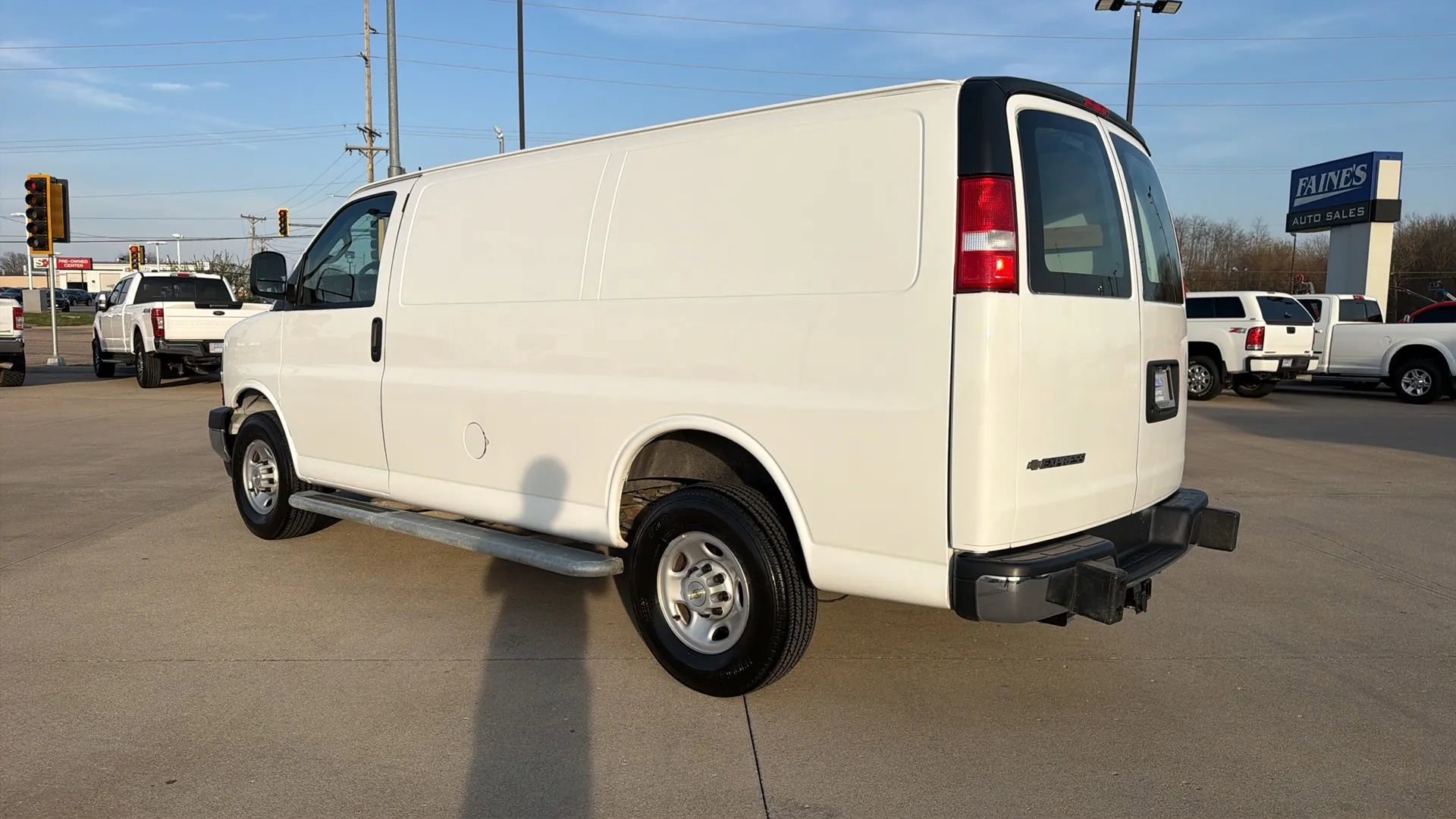 Used 2023 Chevrolet Express 2500 w/ Driver Convenience Package RWD image 14
