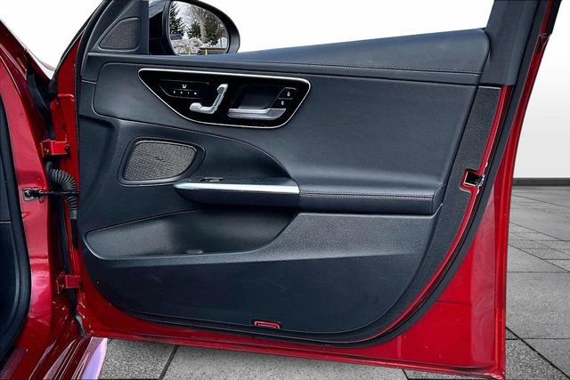 Certified 2023 Mercedes-Benz C 300 4MATIC Sedan image 31