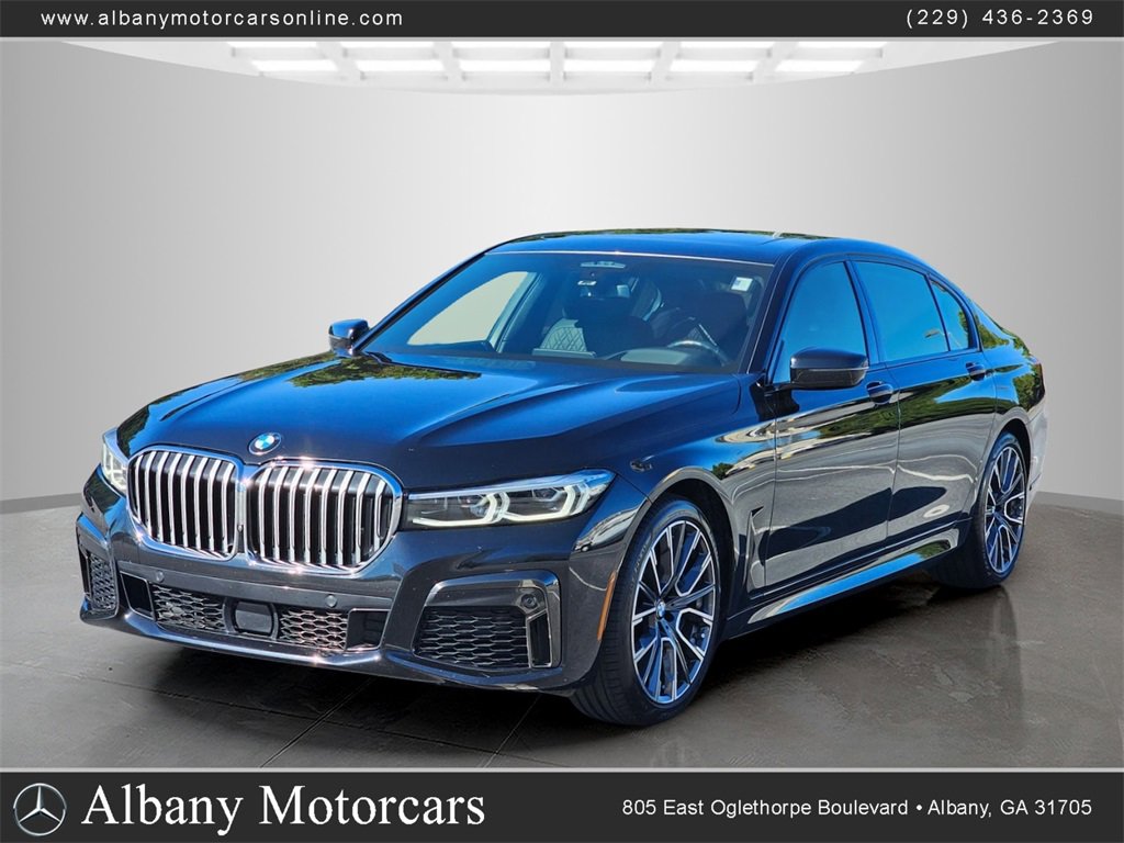 Used 2022 BMW 740i w/ M Sport Package image 1
