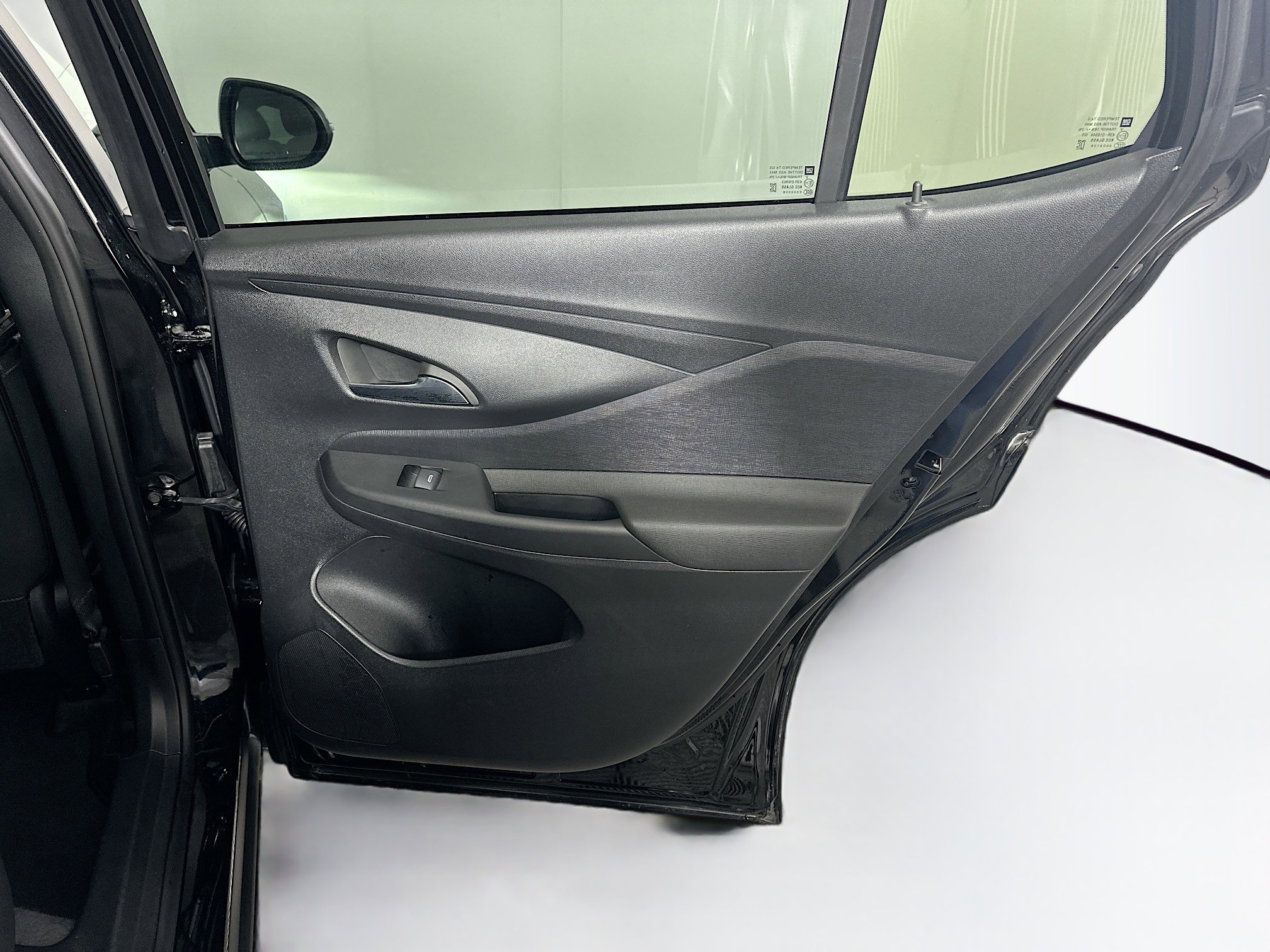 Used 2025 Buick Envista Preferred image 27