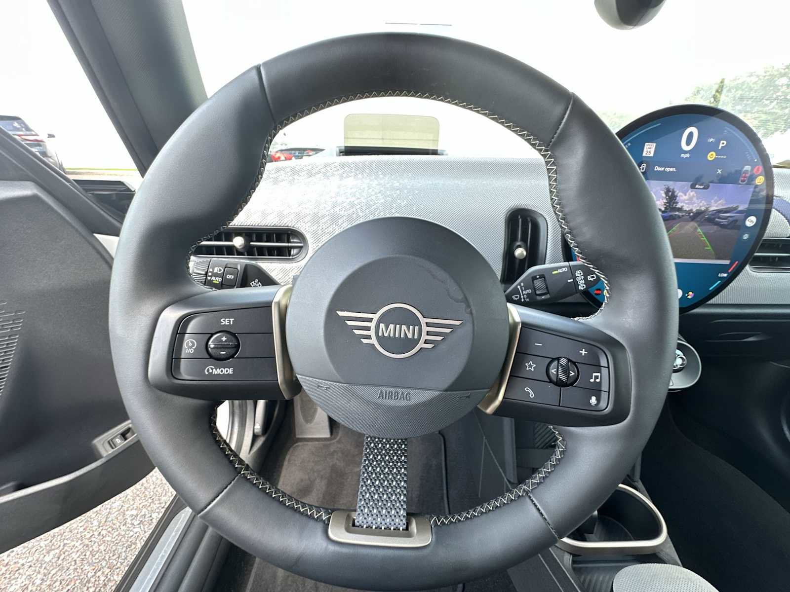 Used 2025 MINI Cooper 2-Door Hardtop image 20