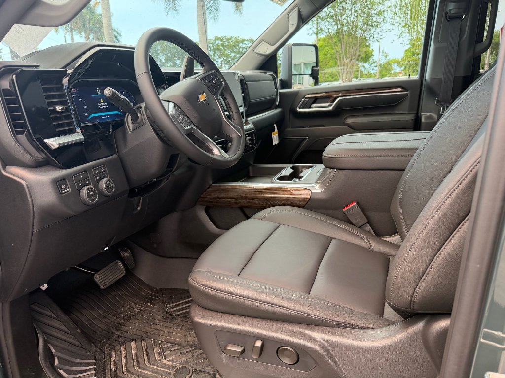 New 2026 Chevrolet Silverado 2500 LT w/ Safety Package AWD/4WD image 11