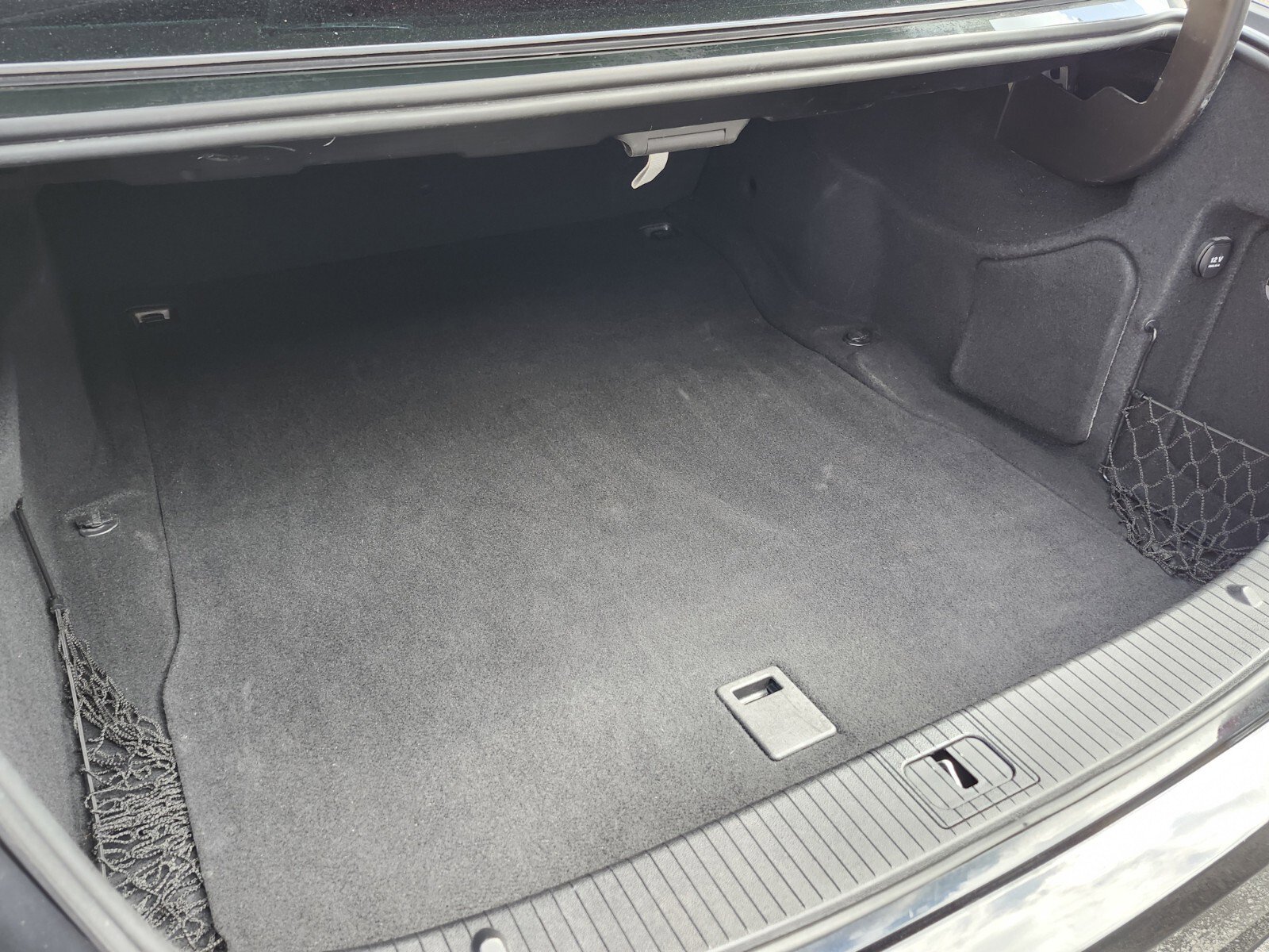 Used 2011 Mercedes-Benz E 350 Sedan image 7