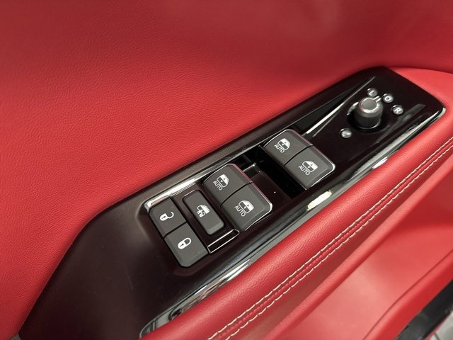 Used 2024 Jeep Wagoneer Launch Edition image 19