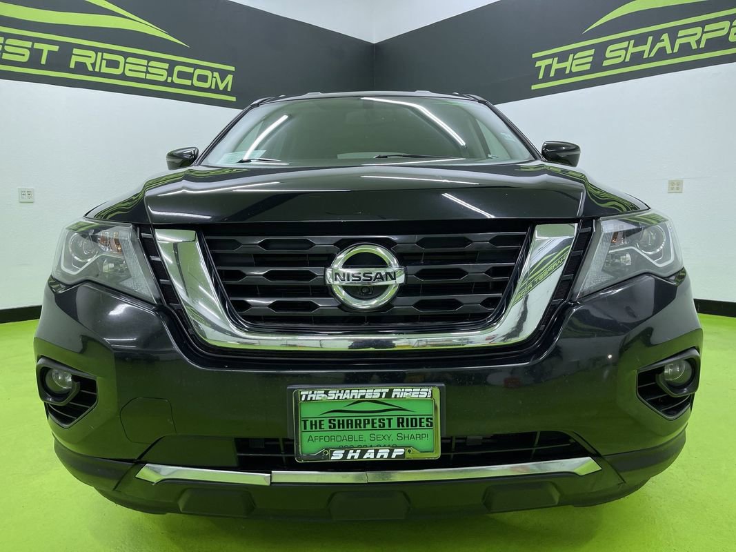 Used 2019 Nissan Pathfinder SL image 3