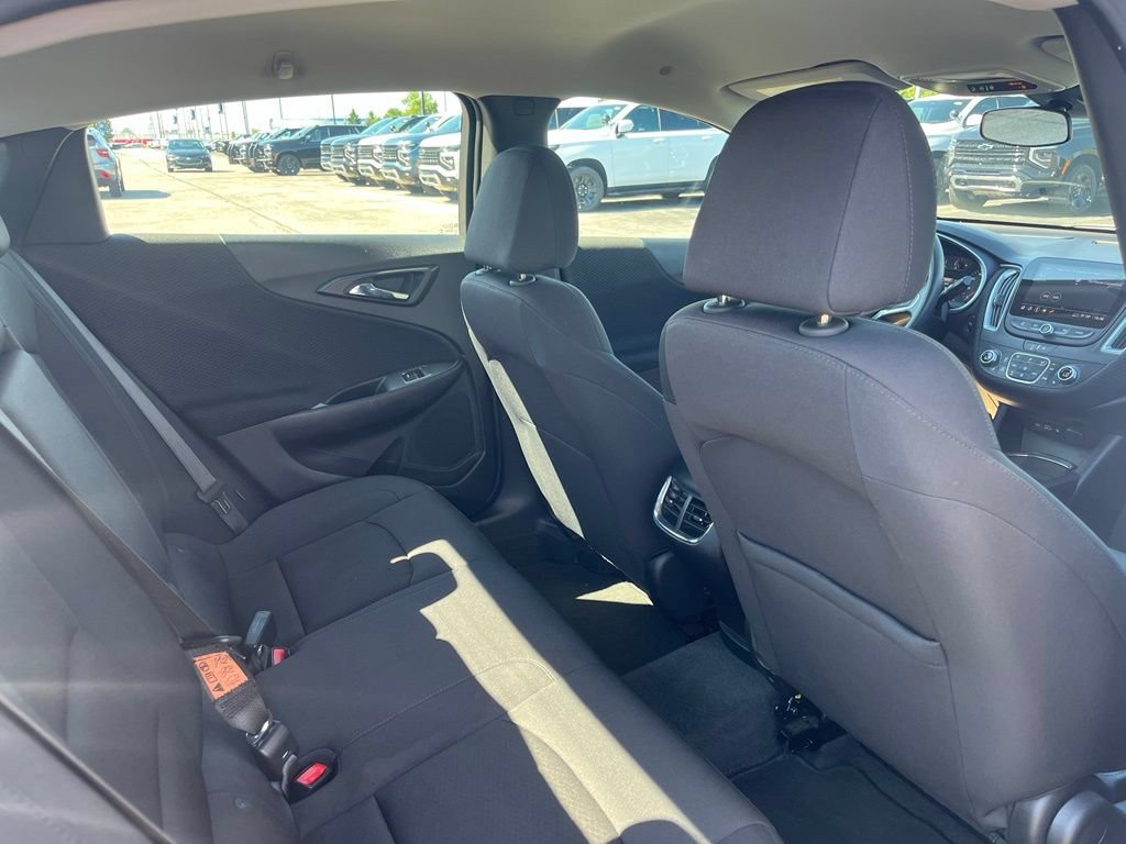 Certified 2025 Chevrolet Malibu LT FWD image 28