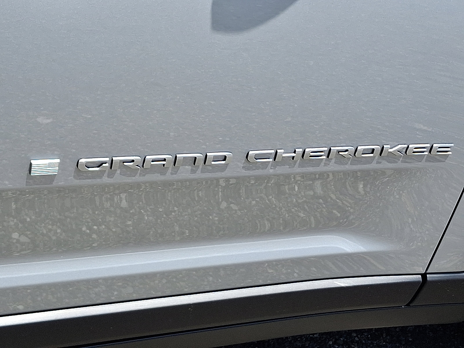 New 2025 Jeep Grand Cherokee Limited image 16