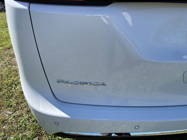 New 2026 Chrysler Pacifica Select image 8