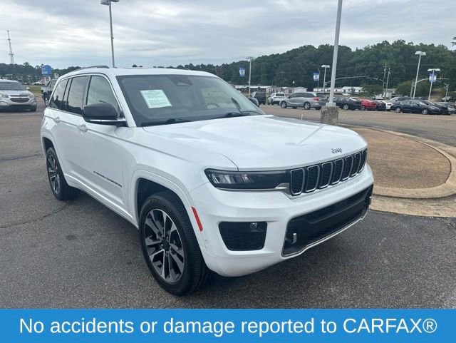 Used 2022 Jeep Grand Cherokee Overland RWD image 2
