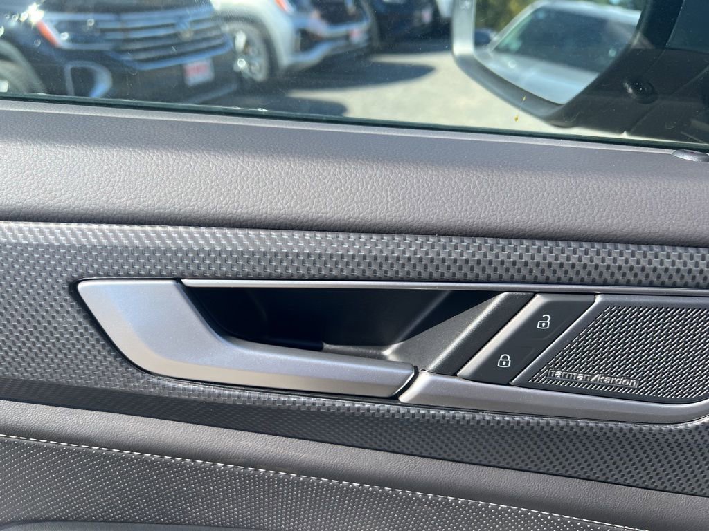 New 2026 Volkswagen Atlas Cross Sport SEL Premium R-Line image 20