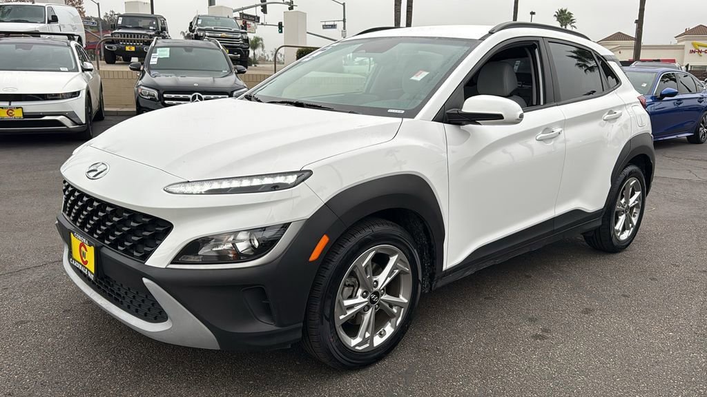 Used 2023 Hyundai Kona SEL w/ Cargo Package image 7