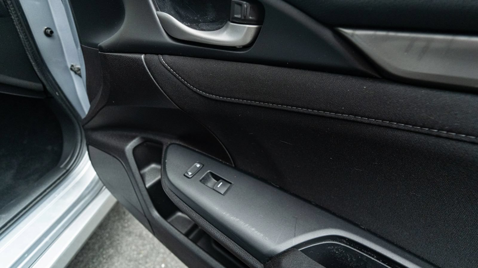 Used 2018 Honda Civic EX image 14