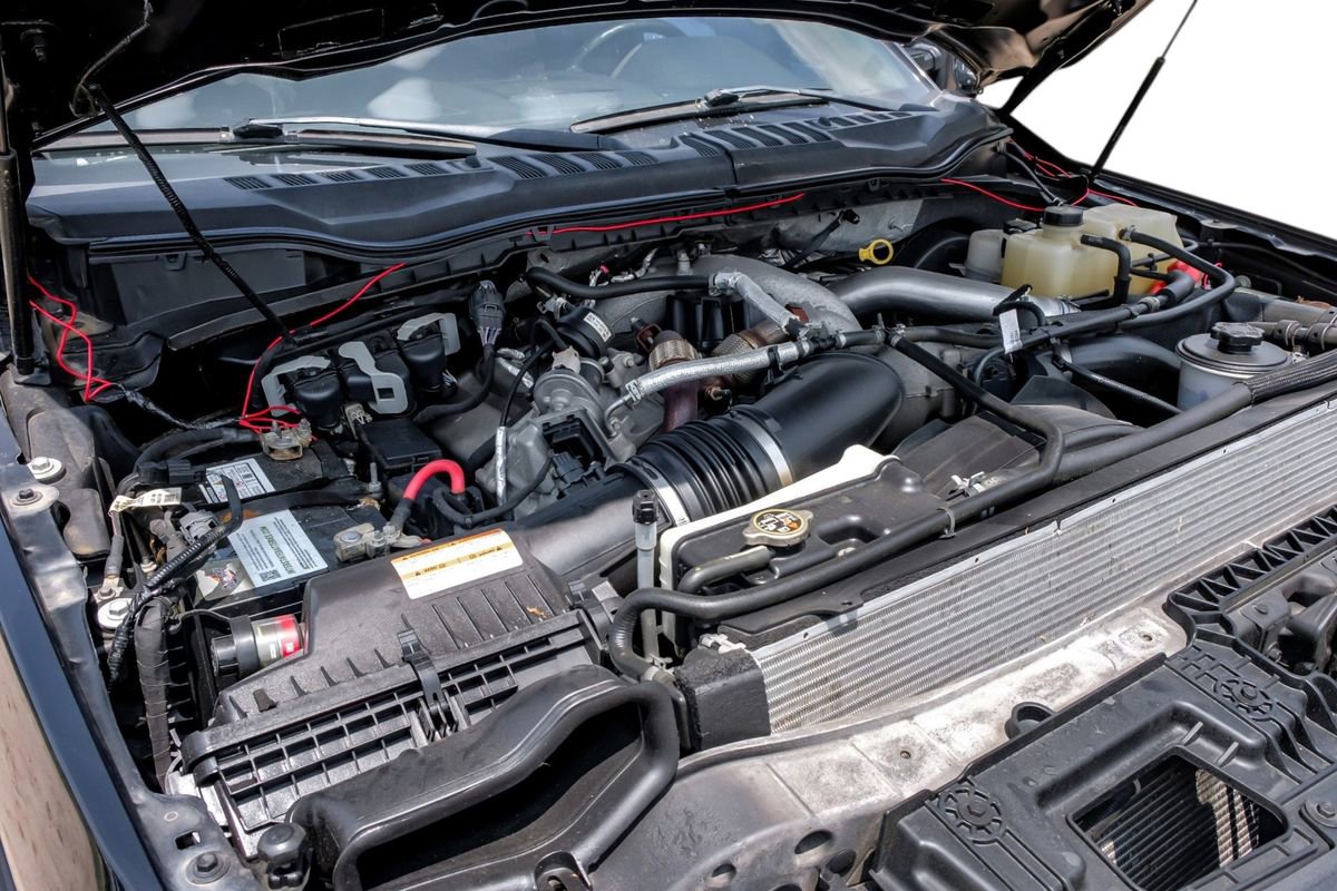 Used 2020 Ford F250 Lariat w/ Lariat Ultimate Package AWD/4WD image 57