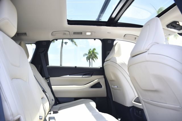 Certified 2025 INFINITI QX60 Sensory w/ Vision Package AWD/4WD image 29