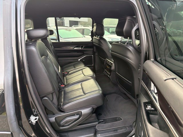 Used 2024 Jeep Wagoneer 2WD w/ Convenience Group I image 9