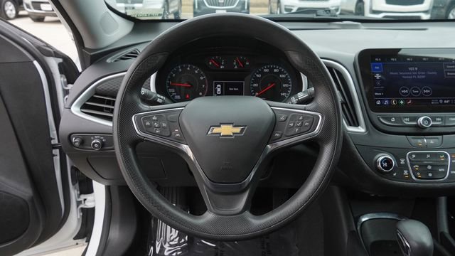 Used 2024 Chevrolet Malibu LT FWD image 25