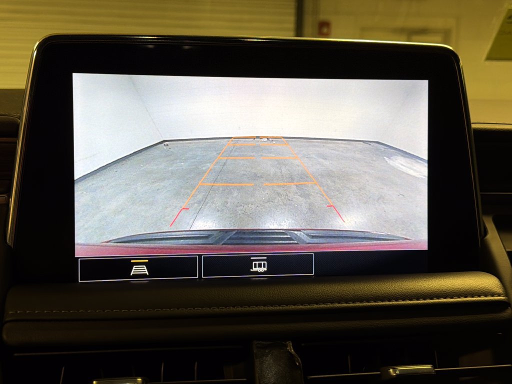 Used 2021 Chevrolet Suburban LT w/ Rear Media and Nav Package RWD image 42