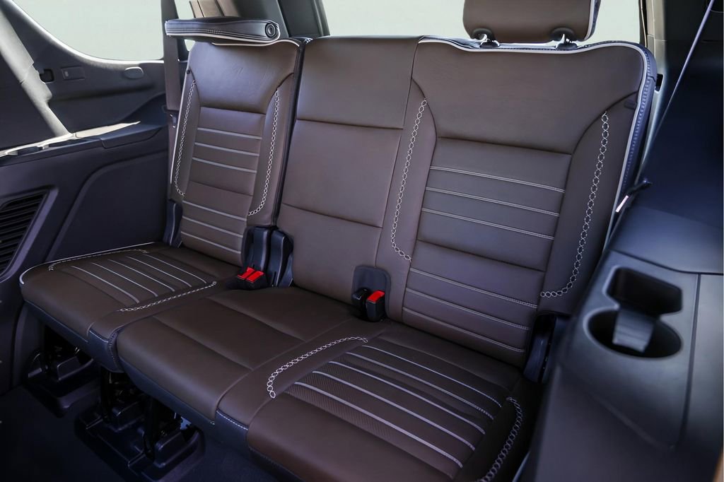 Certified 2025 GMC Yukon Denali Ultimate image 29