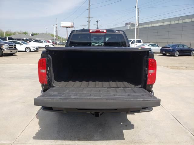 Used 2016 Chevrolet Colorado LT w/ Midnight Edition AWD/4WD image 6