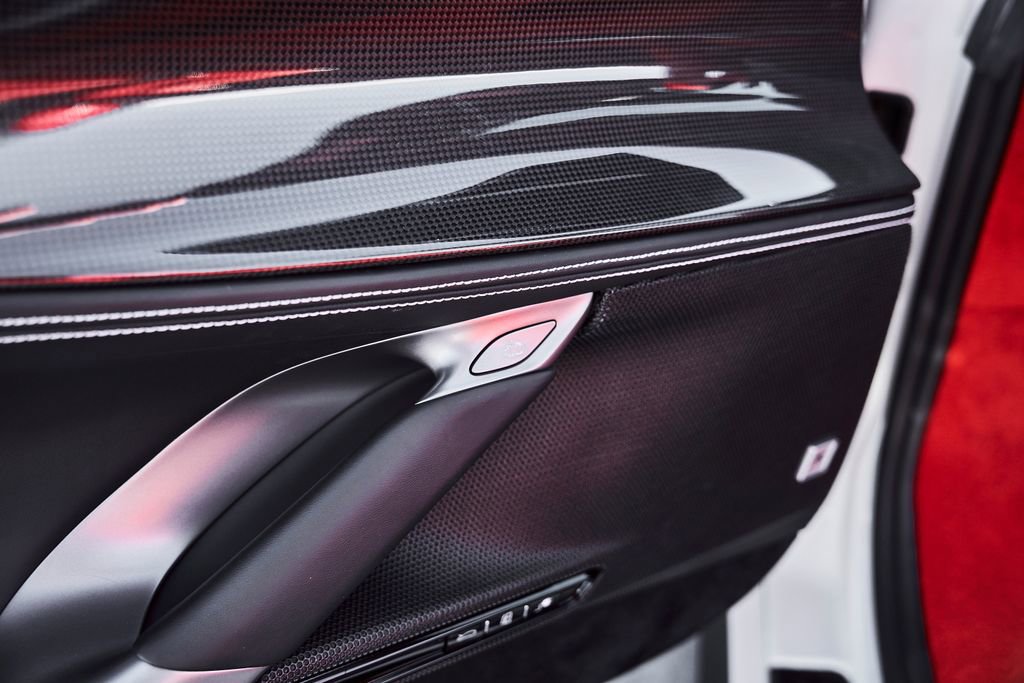 Used 2025 Ferrari SF90 Spider AWD/4WD image 36