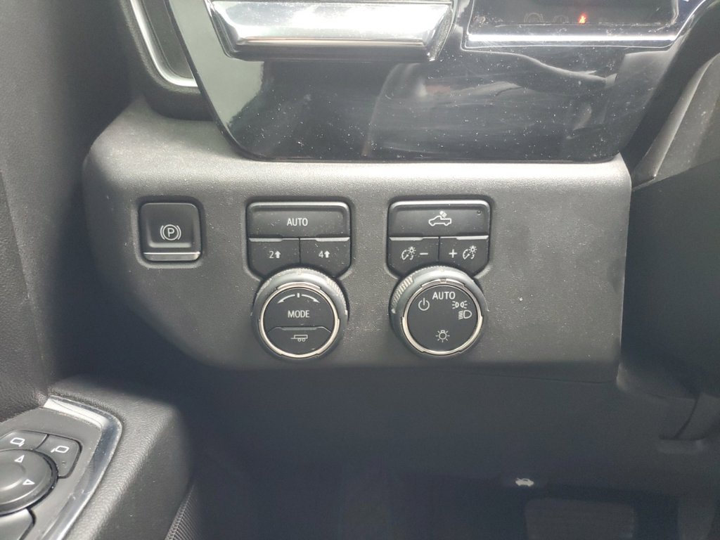 Used 2024 Chevrolet Silverado 1500 LT AWD/4WD image 26