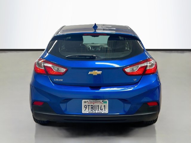 Used 2017 Chevrolet Cruze LT w/ Convenience Package FWD image 6