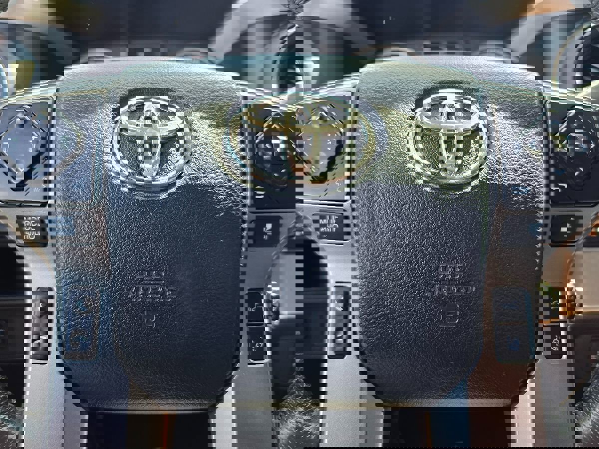 Used 2018 Toyota Tacoma SR5 image 27