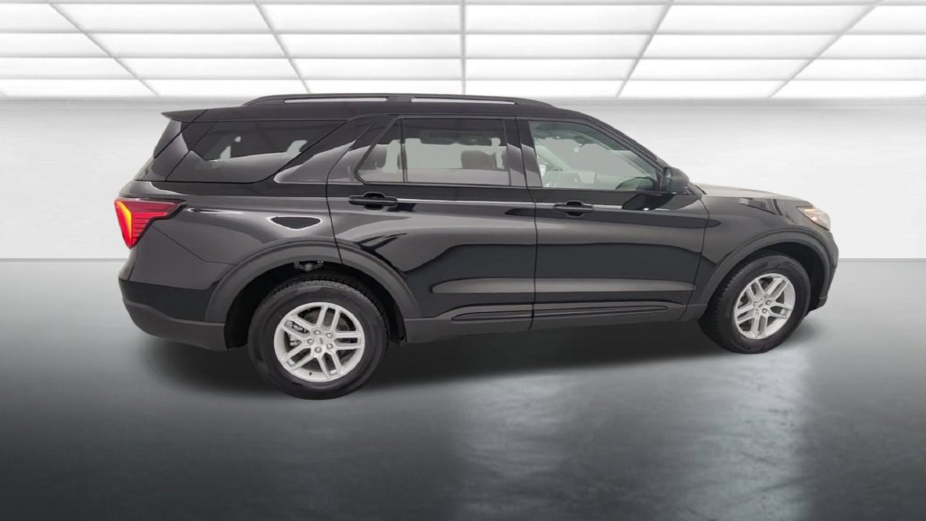 New 2026 Ford Explorer Active AWD/4WD image 8