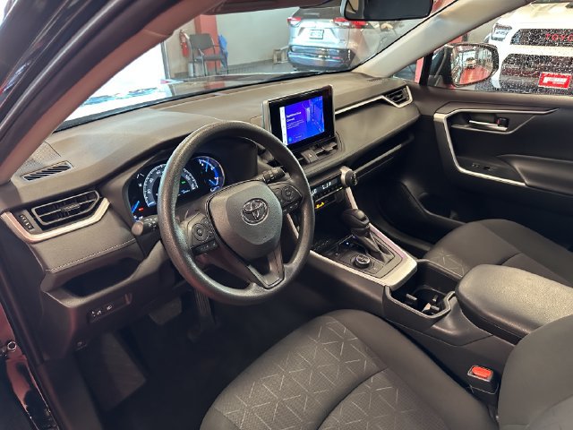 Certified 2025 Toyota RAV4 XLE AWD/4WD image 11