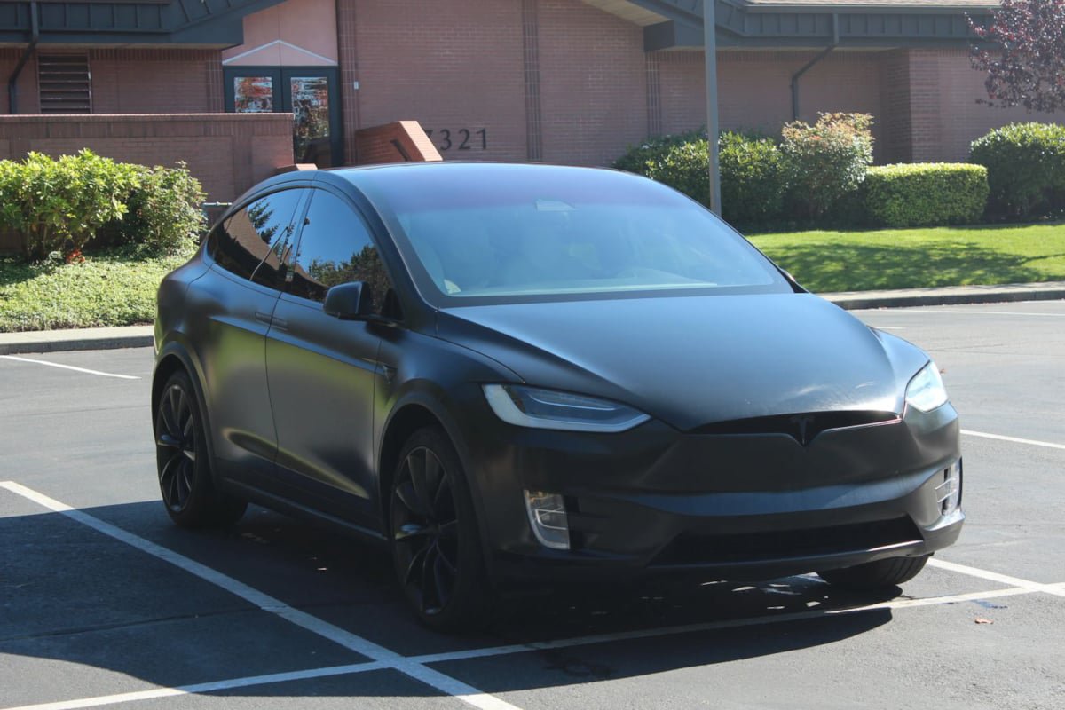 Used 2020 Tesla Model X Performance AWD/4WD image 3