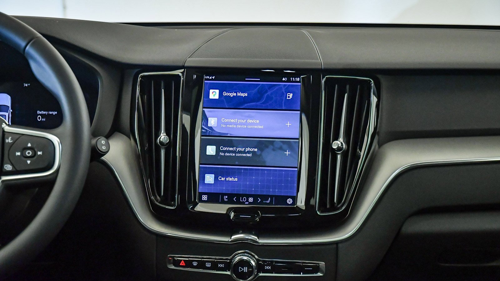 Certified 2025 Volvo XC60 T8 Core w/ Protection Package Premier image 15