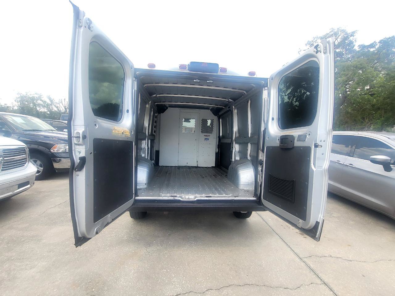 Used 2017 RAM ProMaster 1500 w/ Interior Convenience Group FWD image 32