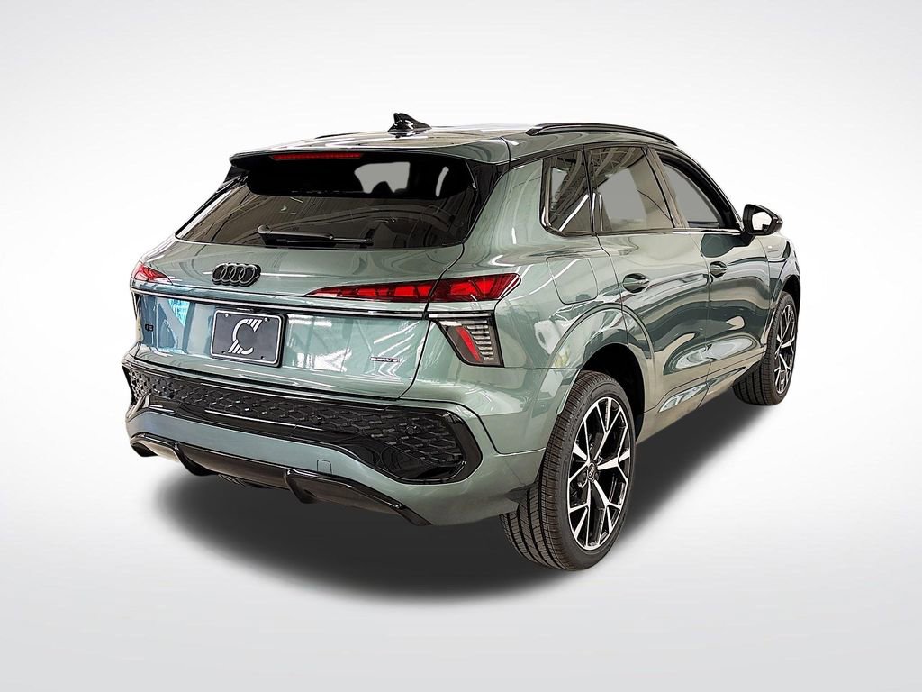 New 2026 Audi Q3 quattro 2.0T AWD/4WD image 5