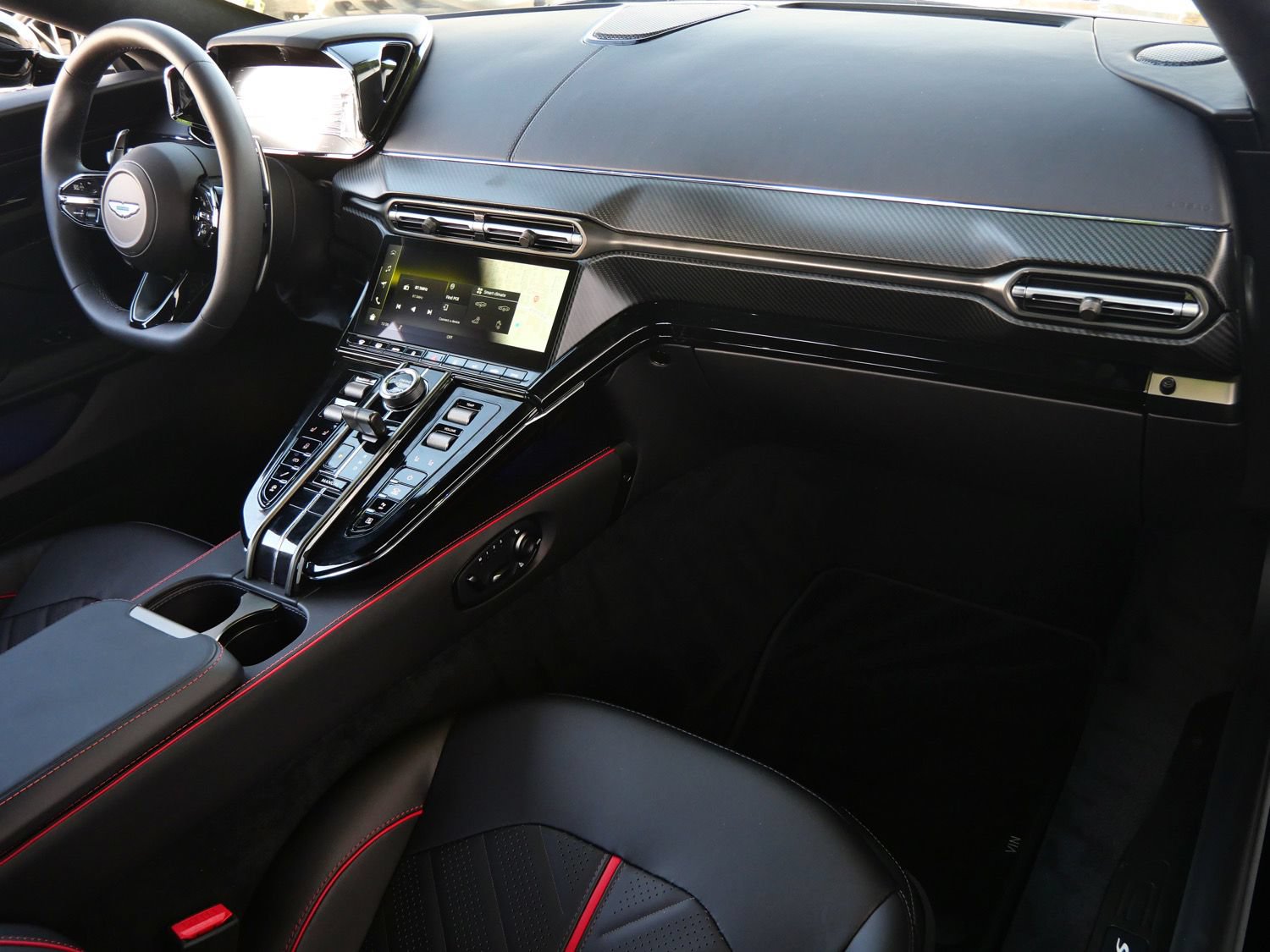 New 2026 Aston Martin V8 Vantage S RWD image 23