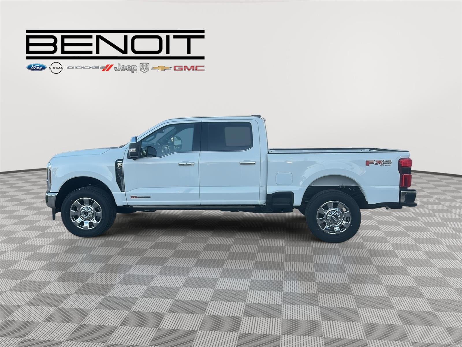 New 2025 Ford F250 Lariat w/ Lariat Ultimate Package