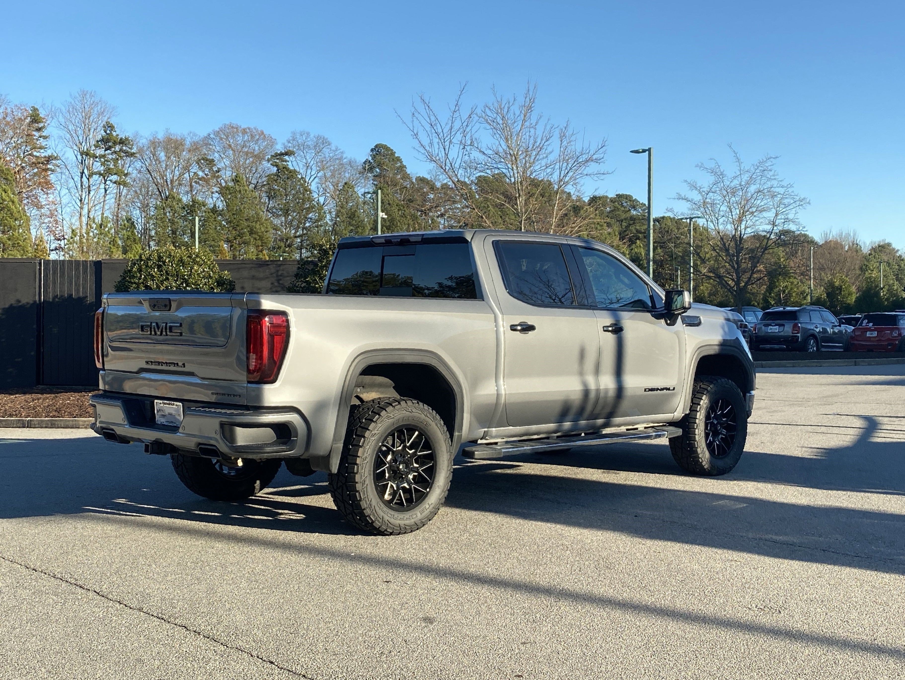 Used 2024 GMC Sierra 1500 Denali w/ Technology Package image 3