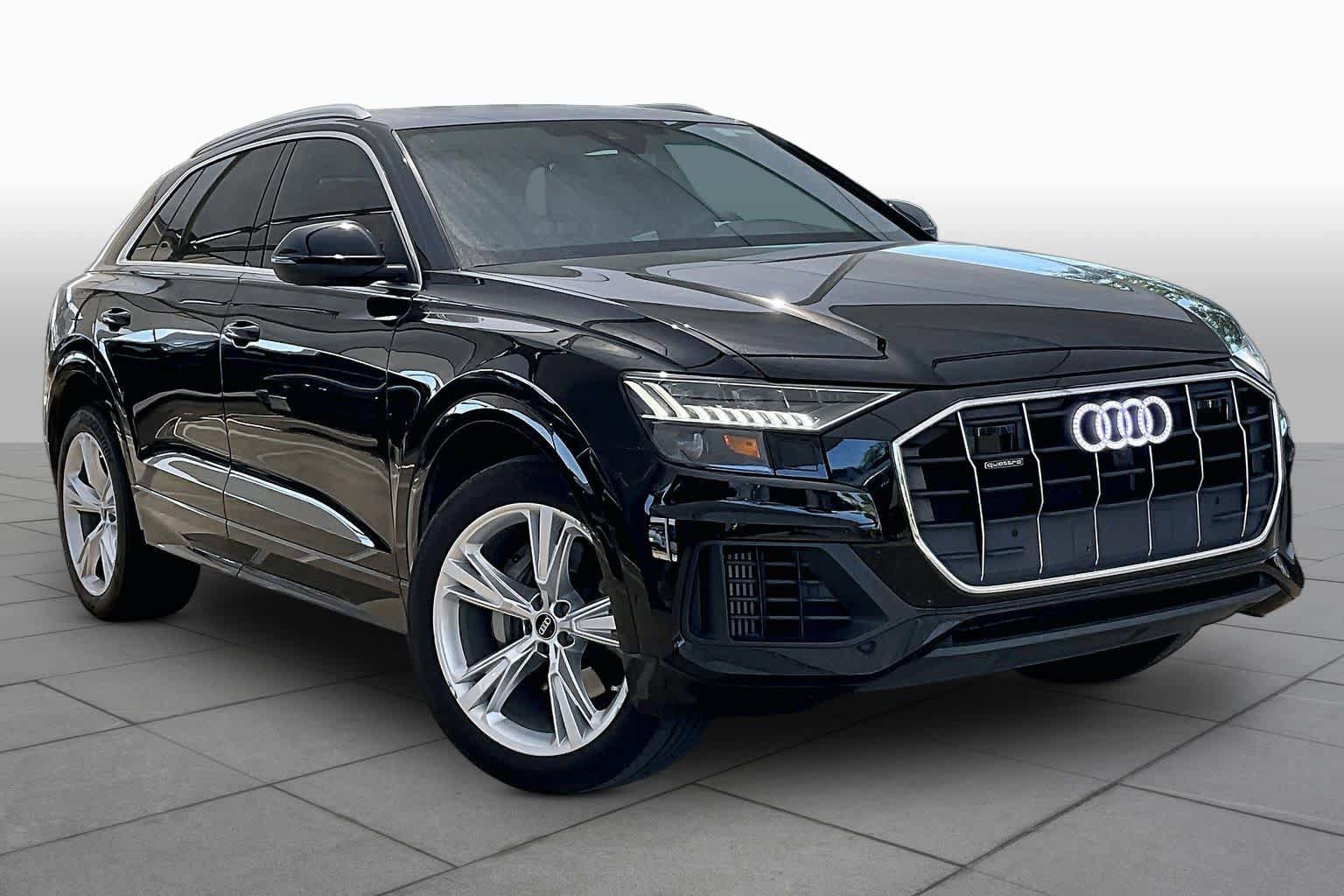 Used 2023 Audi Q8 Premium w/ Convenience Package AWD/4WD image 3