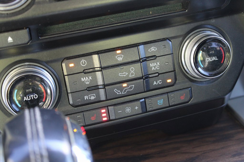 Used 2018 Ford F150 Lariat w/ Equipment Group 501A Mid image 22