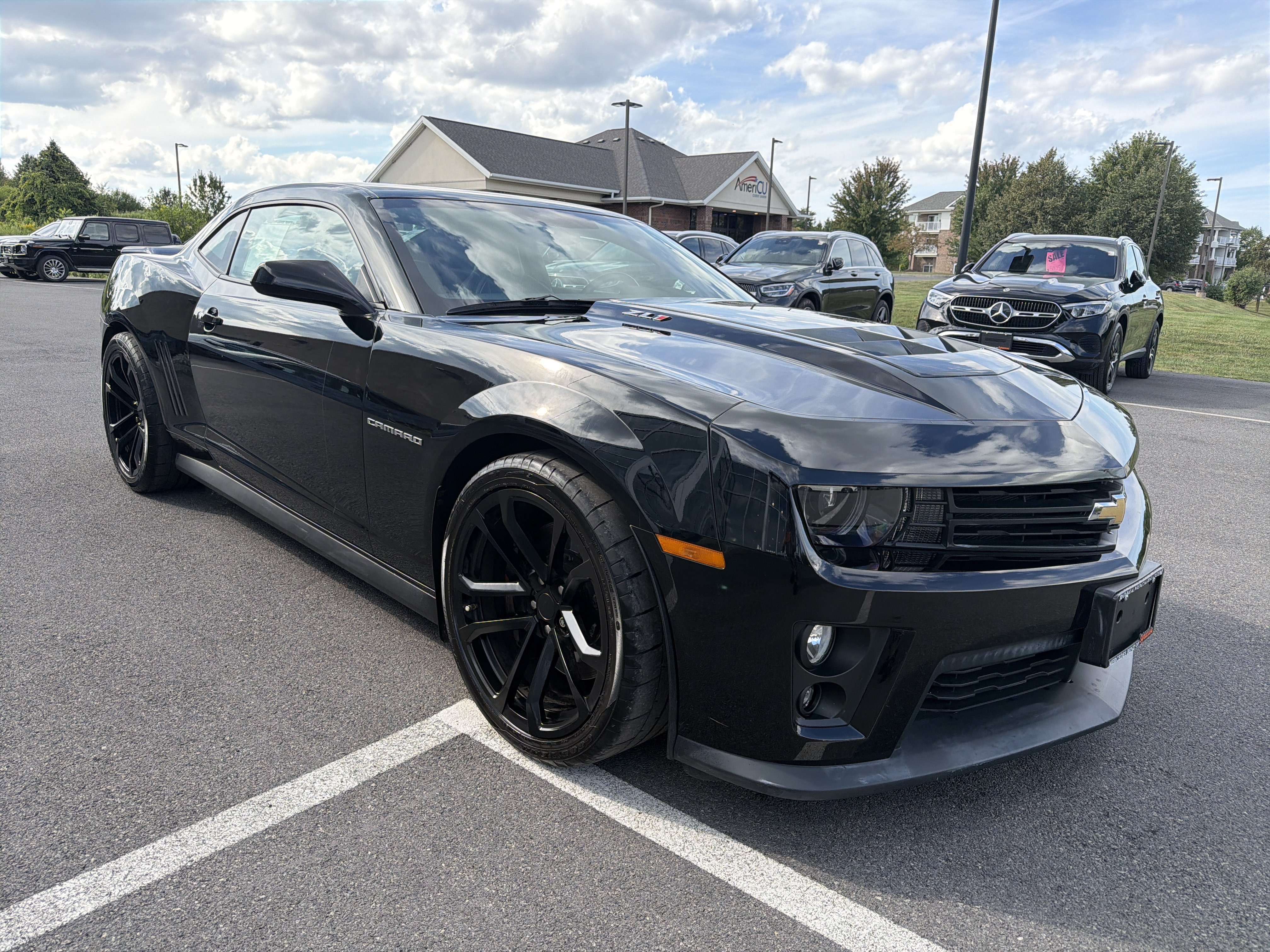 Used 2015 Chevrolet Camaro ZL1 RWD image 2