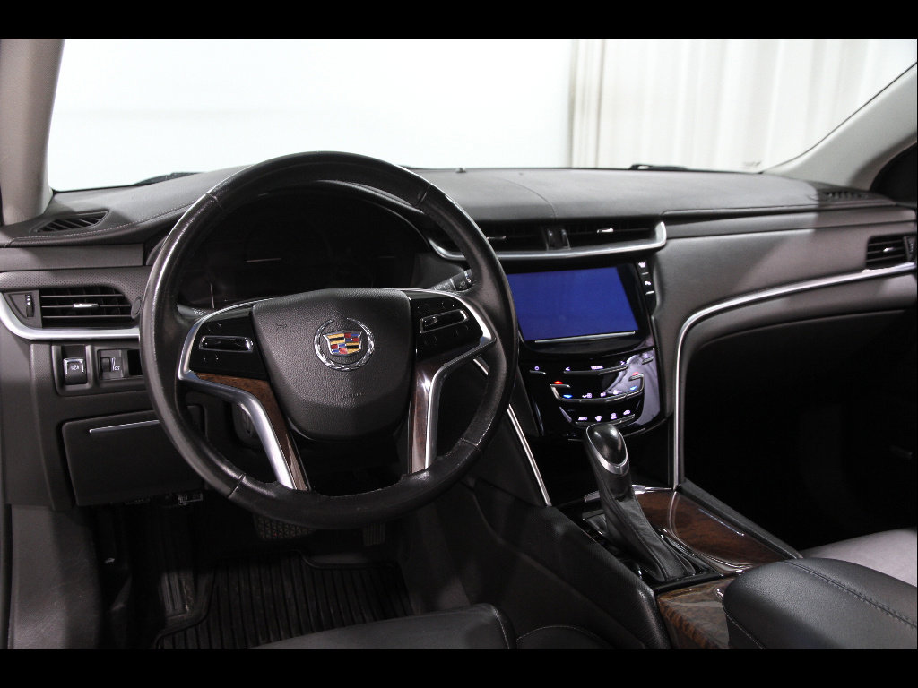 Used 2014 Cadillac XTS FWD image 6