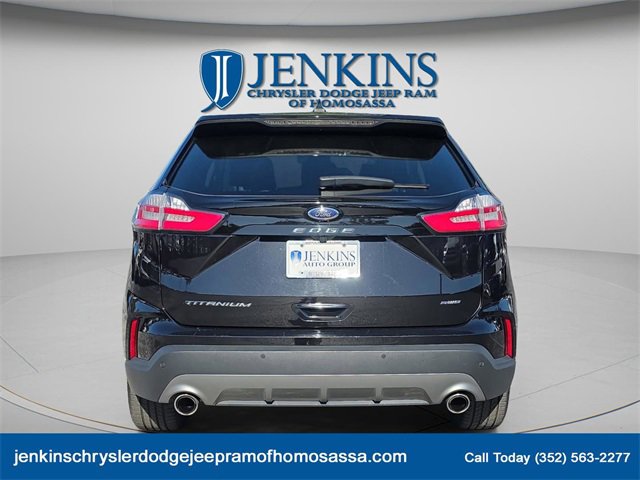 Used 2024 Ford Edge Titanium image 4