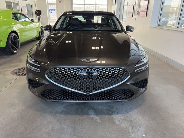 Used 2025 Genesis G70 2.5T image 2