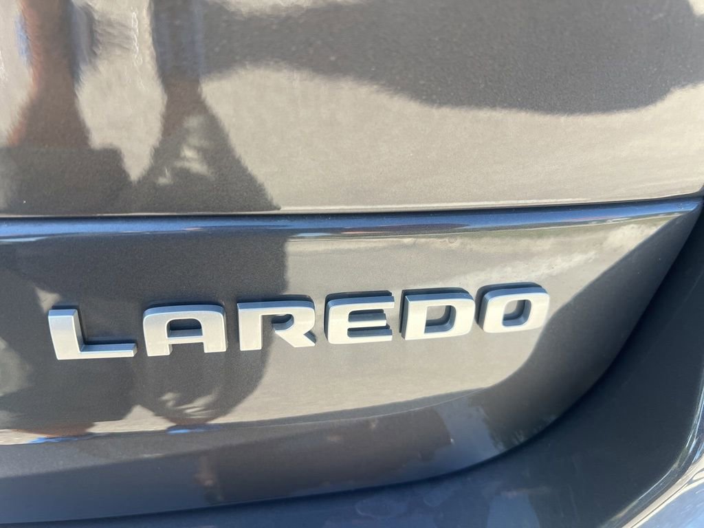 Used 2024 Jeep Grand Cherokee L Laredo RWD image 39