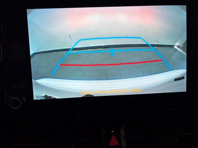 Used 2024 Toyota Corolla LE FWD image 19