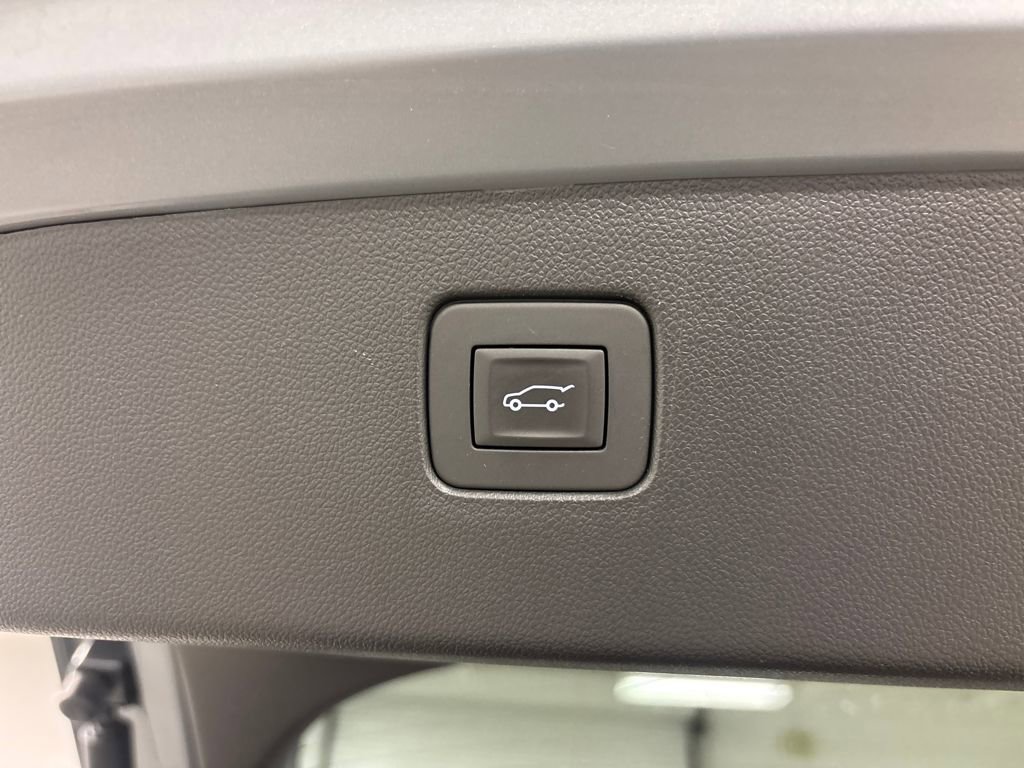 Used 2025 Buick Envista Sport Touring w/ Convenience I Package image 19