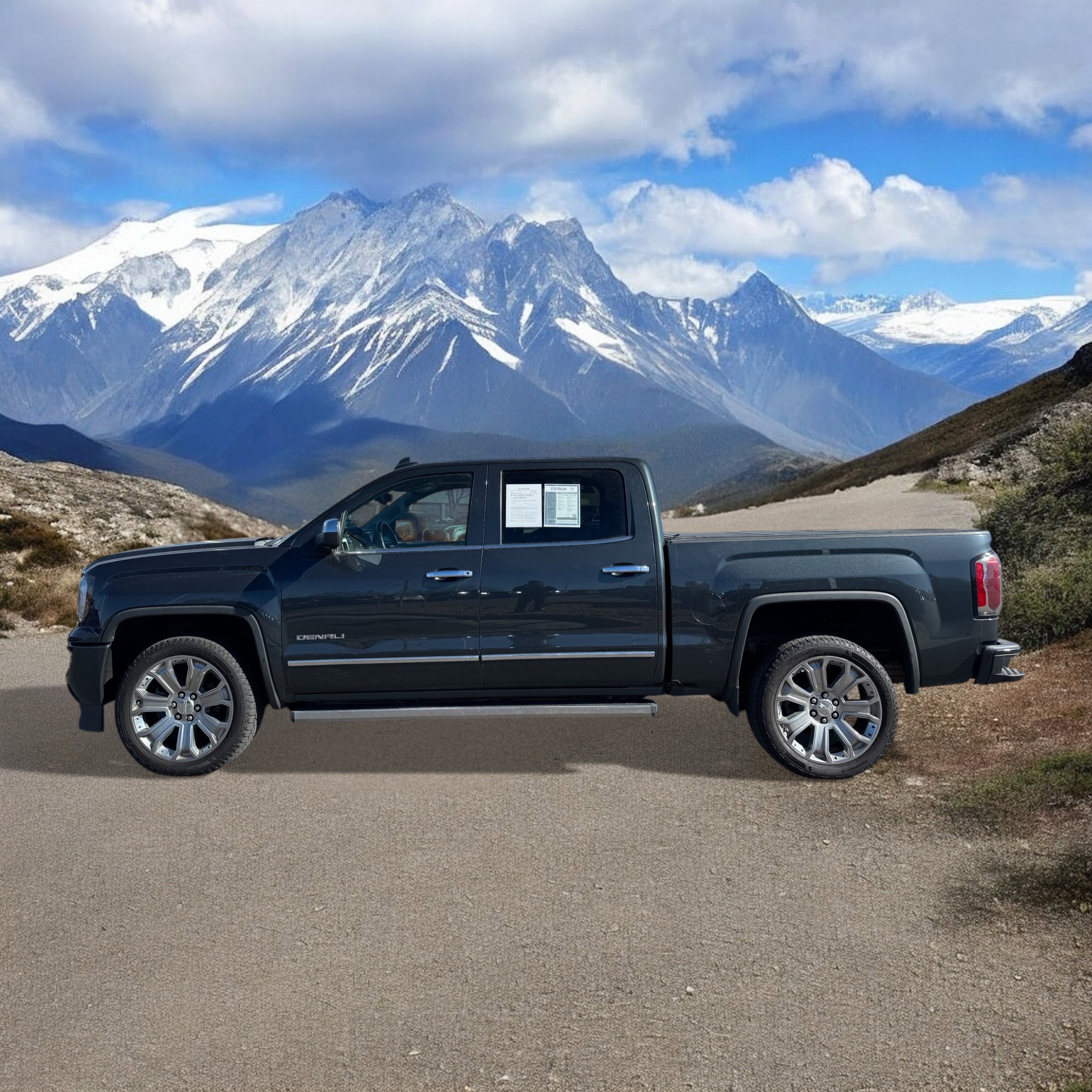 Used 2018 GMC Sierra 1500 Denali w/ Denali Ultimate Package image 2