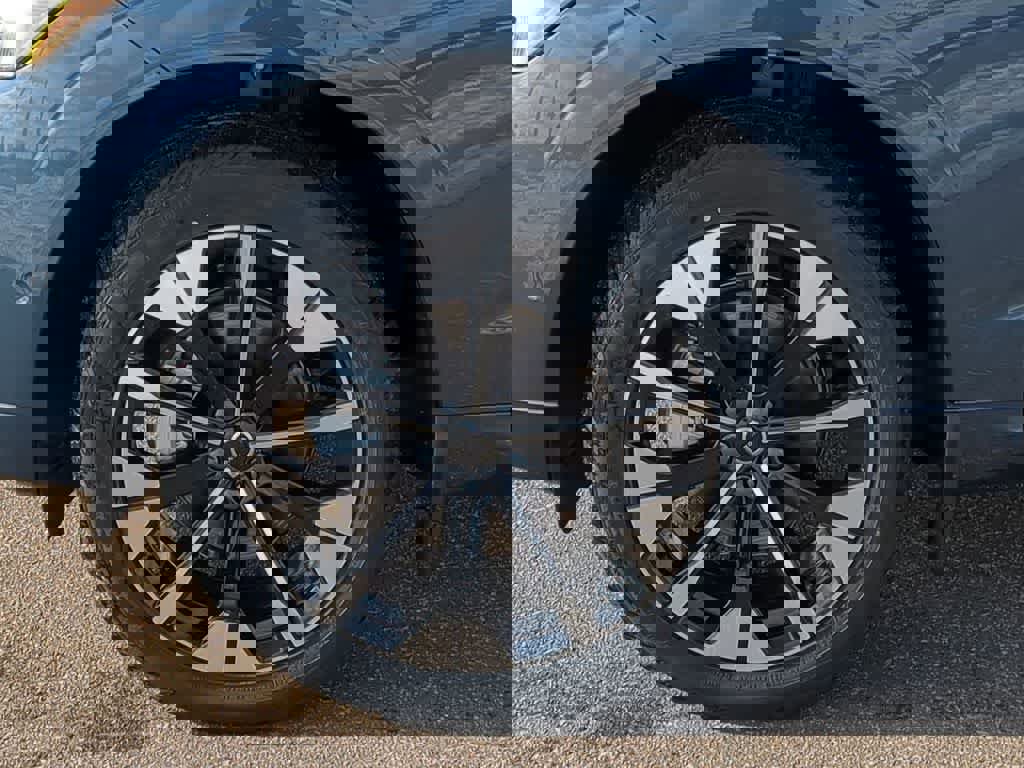 New 2026 Volvo XC60 B5 Plus w/ Protection Package Premier image 13